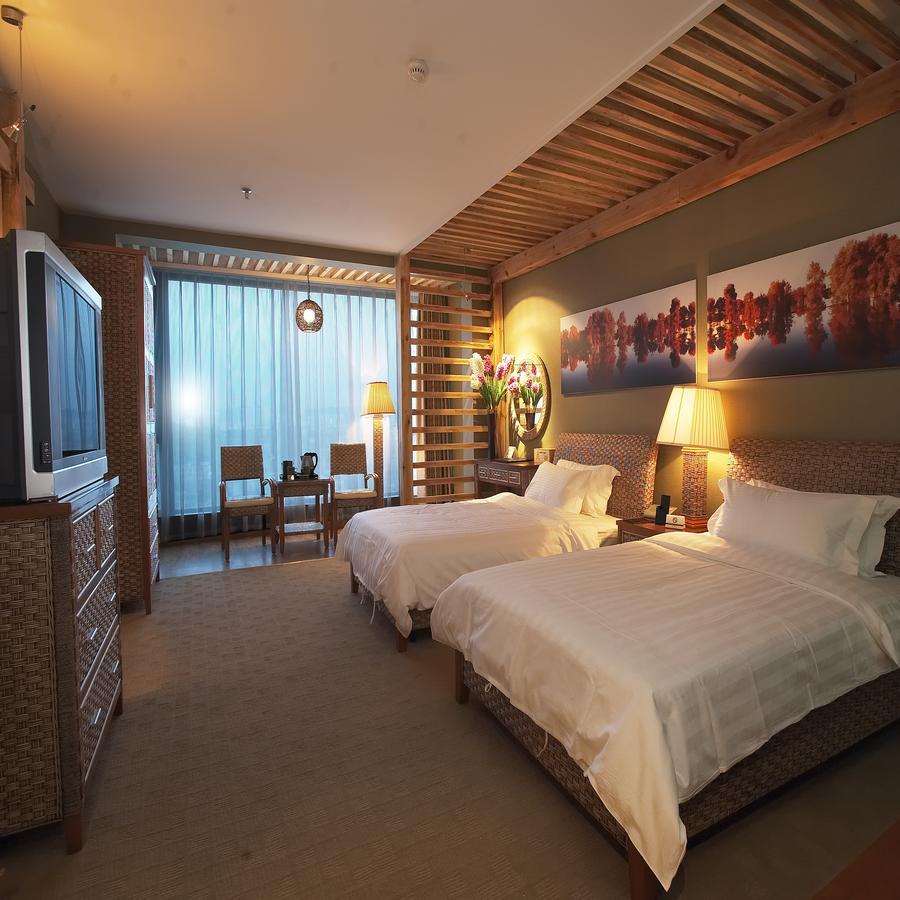 Xinjiang Yema International Clubhouse Hotel Урумки Екстериор снимка