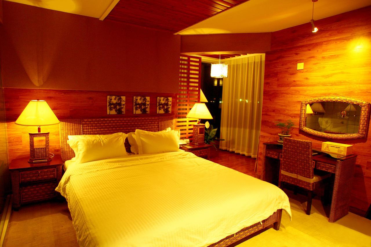Xinjiang Yema International Clubhouse Hotel Урумки Екстериор снимка