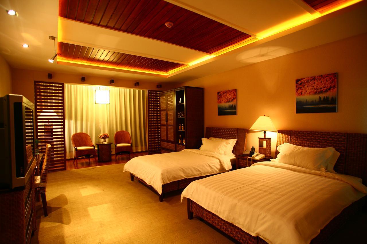 Xinjiang Yema International Clubhouse Hotel Урумки Екстериор снимка